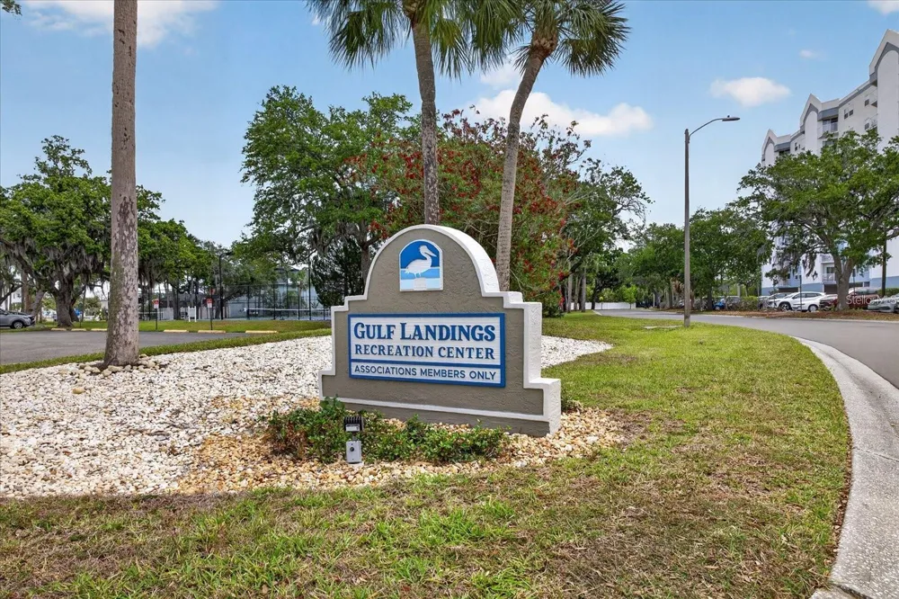 6121 BAYSIDE DRIVE New Port Richey, FL 34652