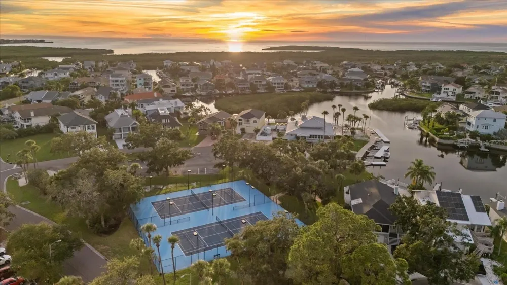 6121 BAYSIDE DRIVE New Port Richey, FL 34652