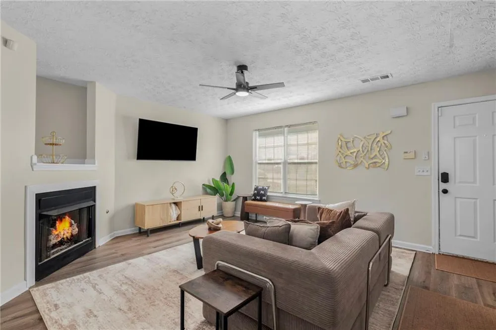 2963 Fields Drive Lithonia, GA 30038