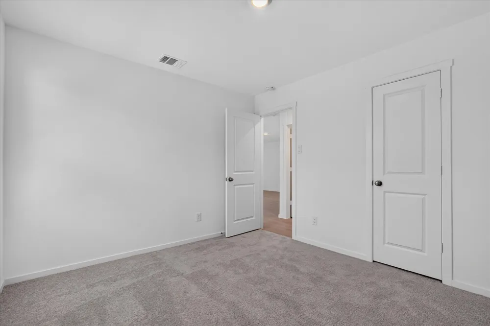 2260 Neyland Drive Ennis, TX 75119