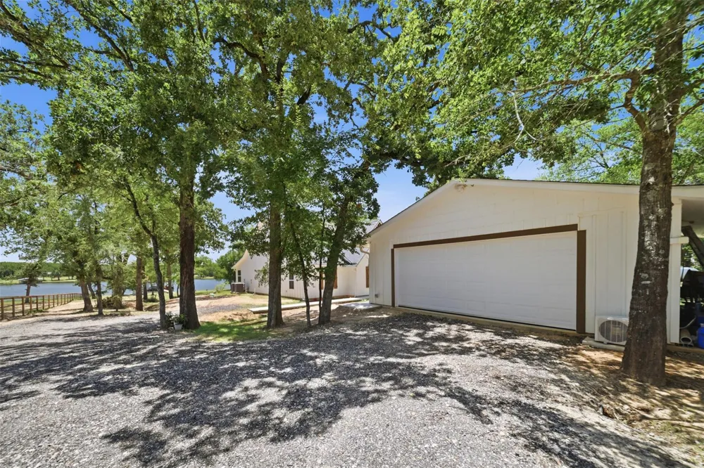 624 County Road 3674 Marquez, TX 77865