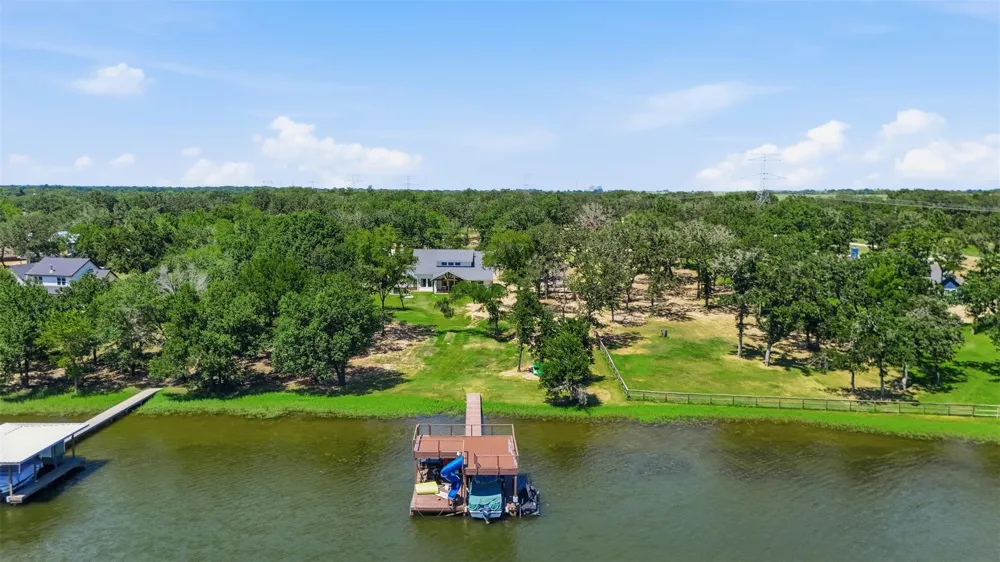 624 County Road 3674 Marquez, TX 77865