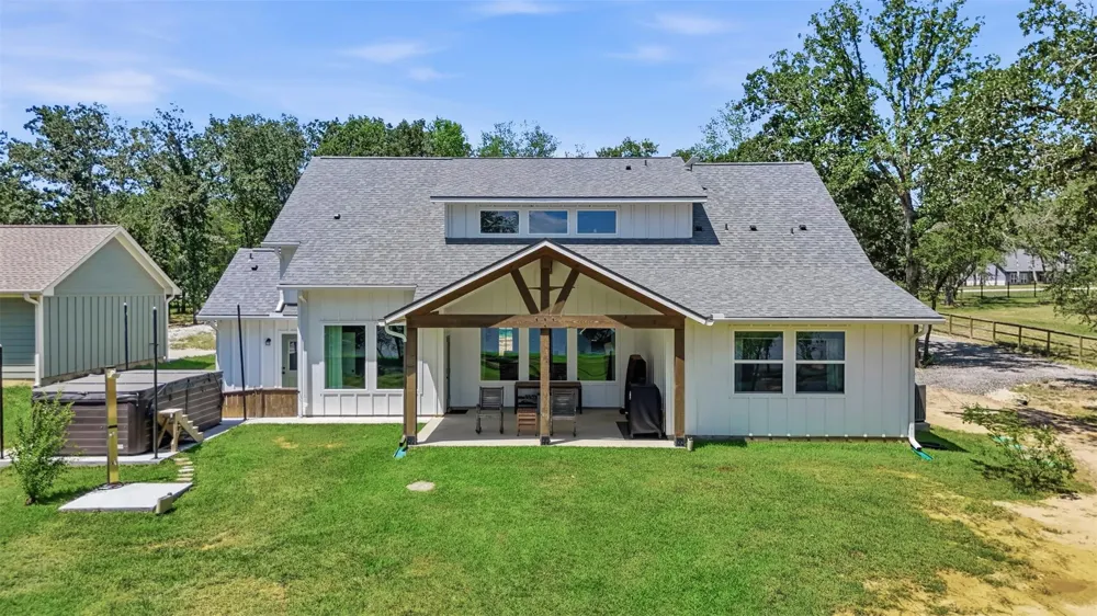 624 County Road 3674 Marquez, TX 77865