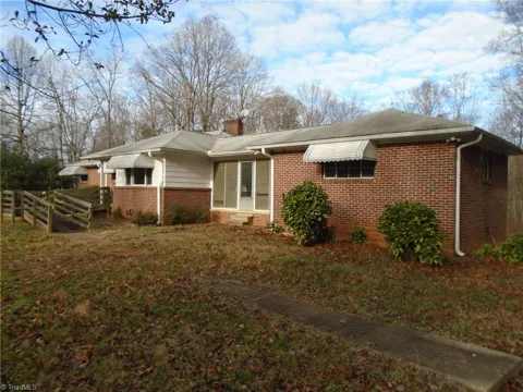 2295 Vienna Dozier Road