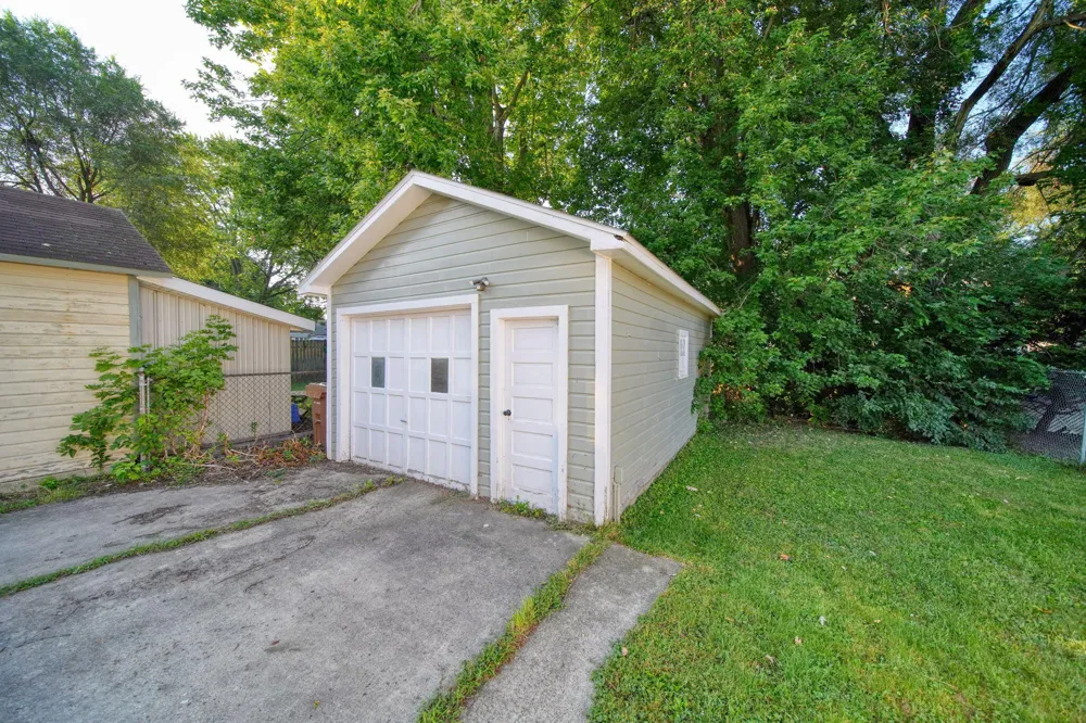 727 Union Street Jackson City, MI 49203