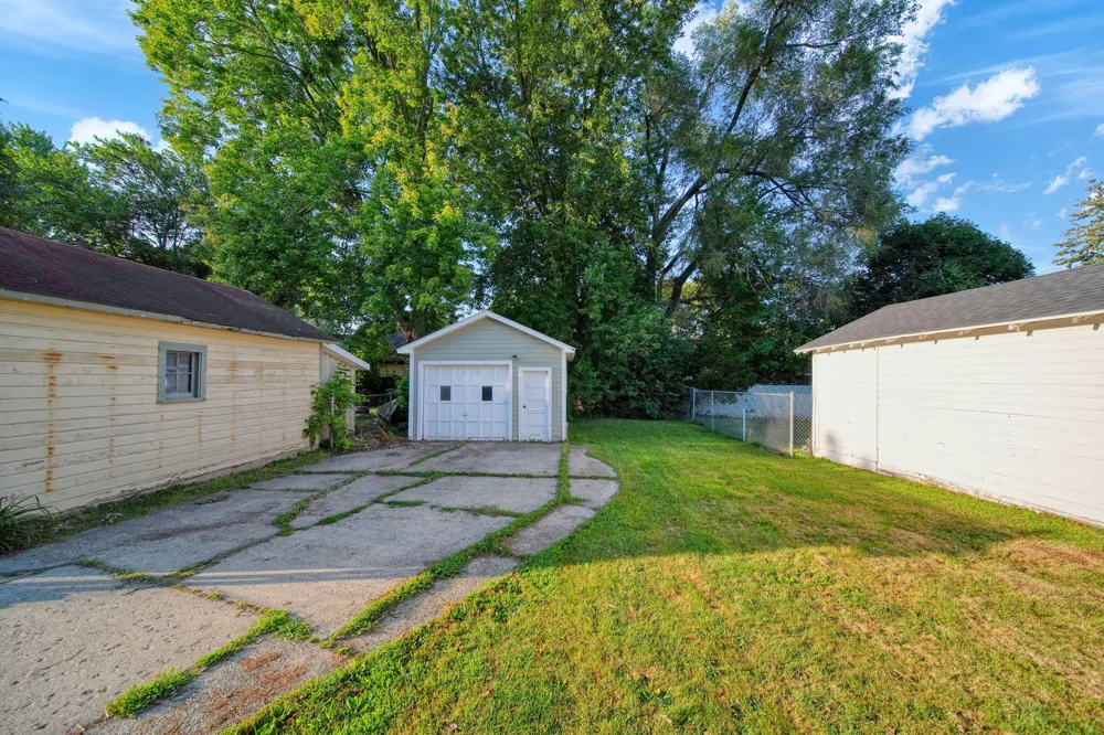 727 Union Street Jackson City, MI 49203