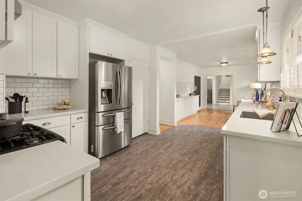 1060 Spruce Street Edmonds, WA 98020