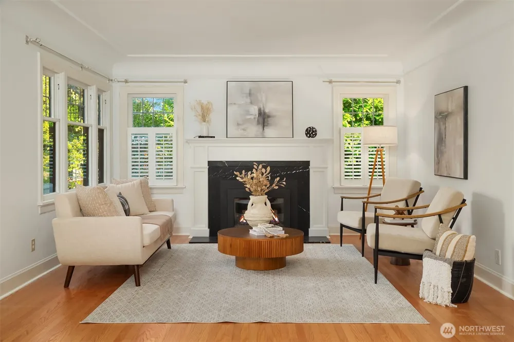 1060 Spruce Street Edmonds, WA 98020