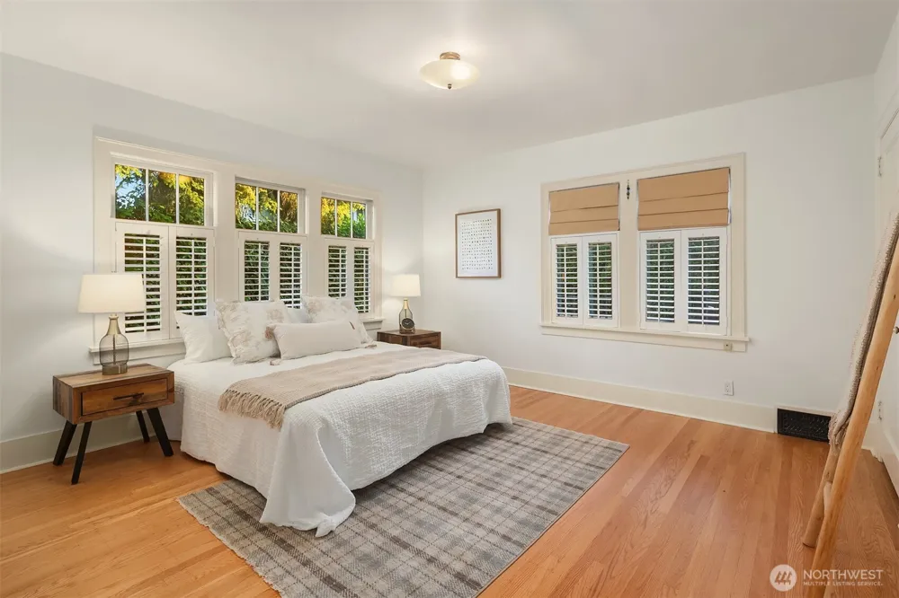1060 Spruce Street Edmonds, WA 98020