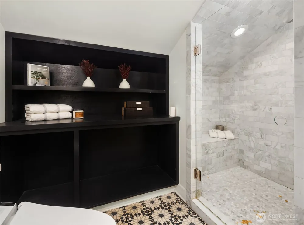 1060 Spruce Street Edmonds, WA 98020