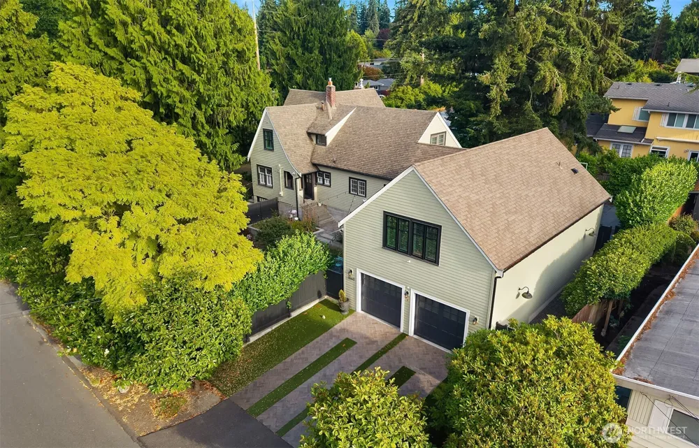1060 Spruce Street Edmonds, WA 98020