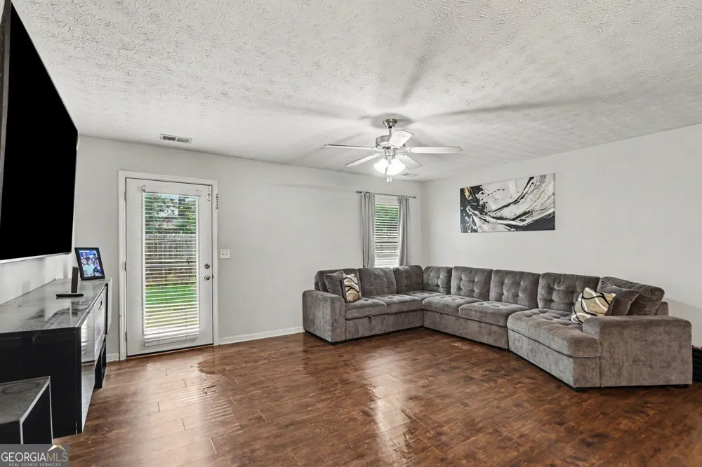 413 Erin CT Villa Rica, GA 30180