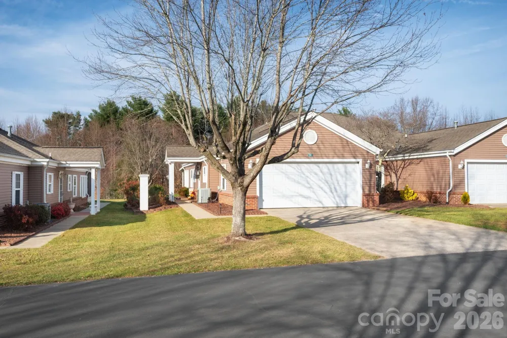 11-C Heather Way Candler, NC 28715