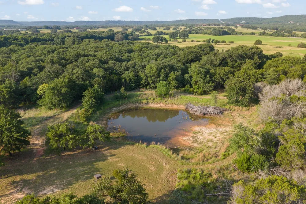1647 County Road 1004 Glen Rose, TX 76690