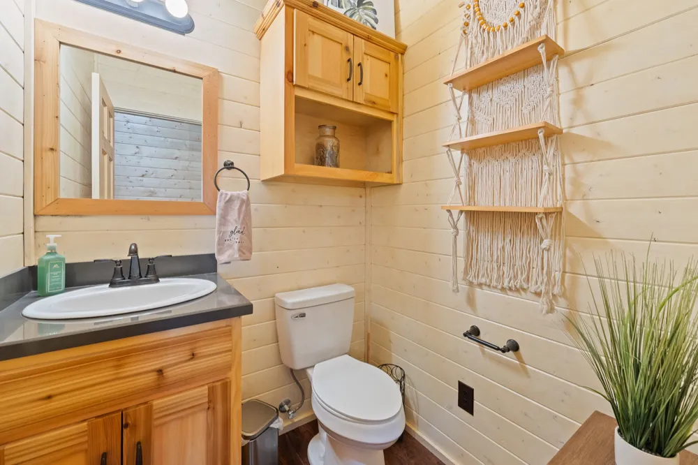 1647 County Road 1004 Glen Rose, TX 76690