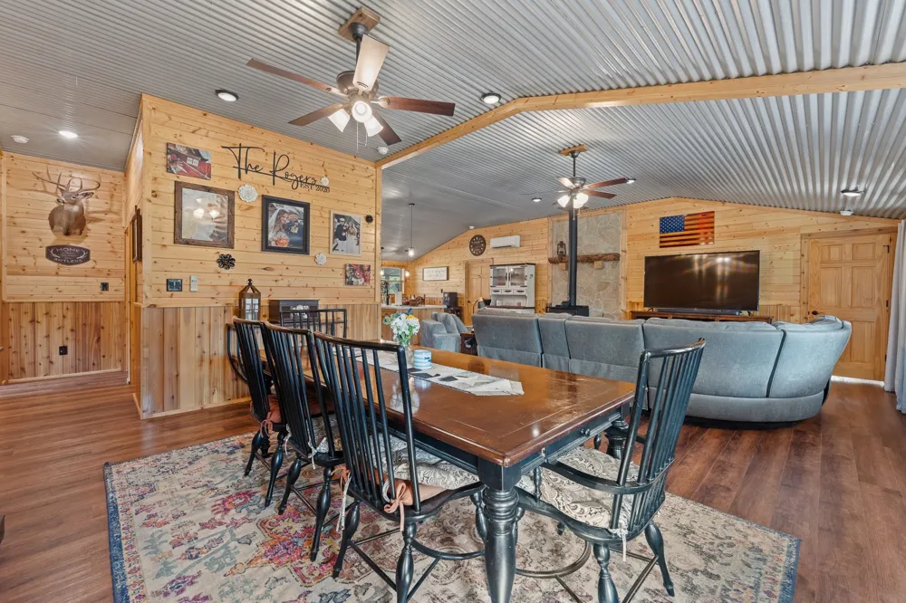 1647 County Road 1004 Glen Rose, TX 76690