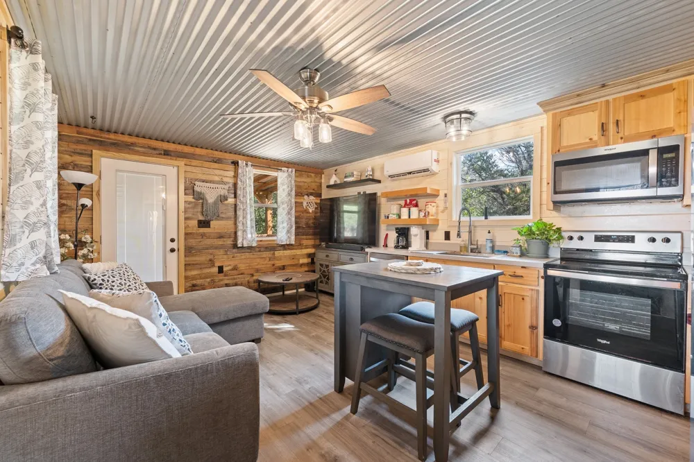1647 County Road 1004 Glen Rose, TX 76690