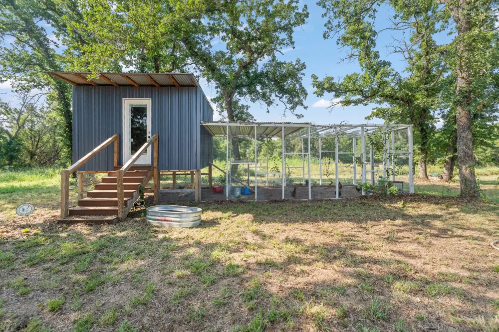 1647 County Road 1004 Glen Rose, TX 76690
