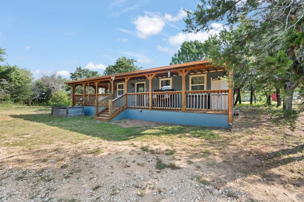 1647 County Road 1004 Glen Rose, TX 76690