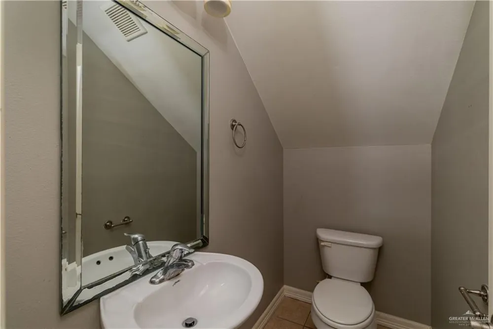 1307 W Fig Avenue #B Pharr, TX 78577