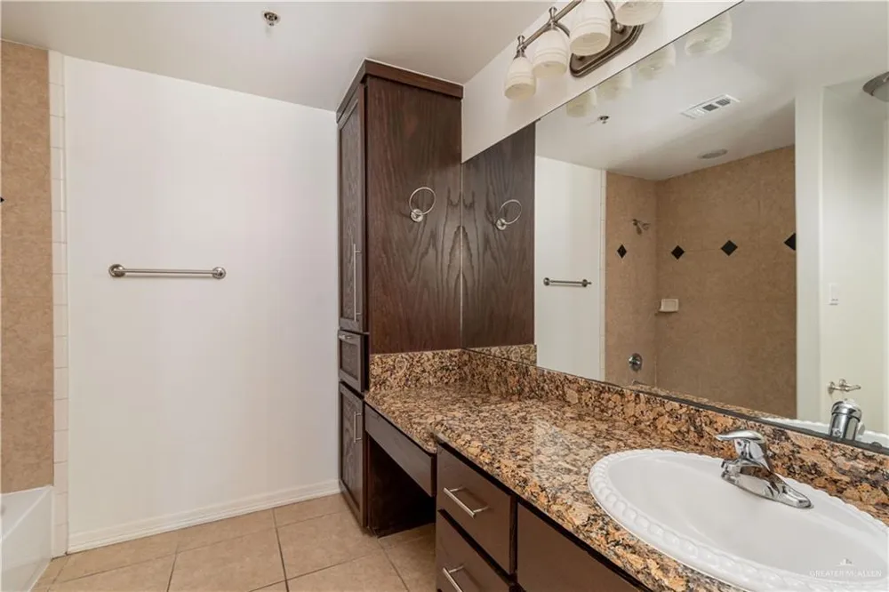 1307 W Fig Avenue #B Pharr, TX 78577