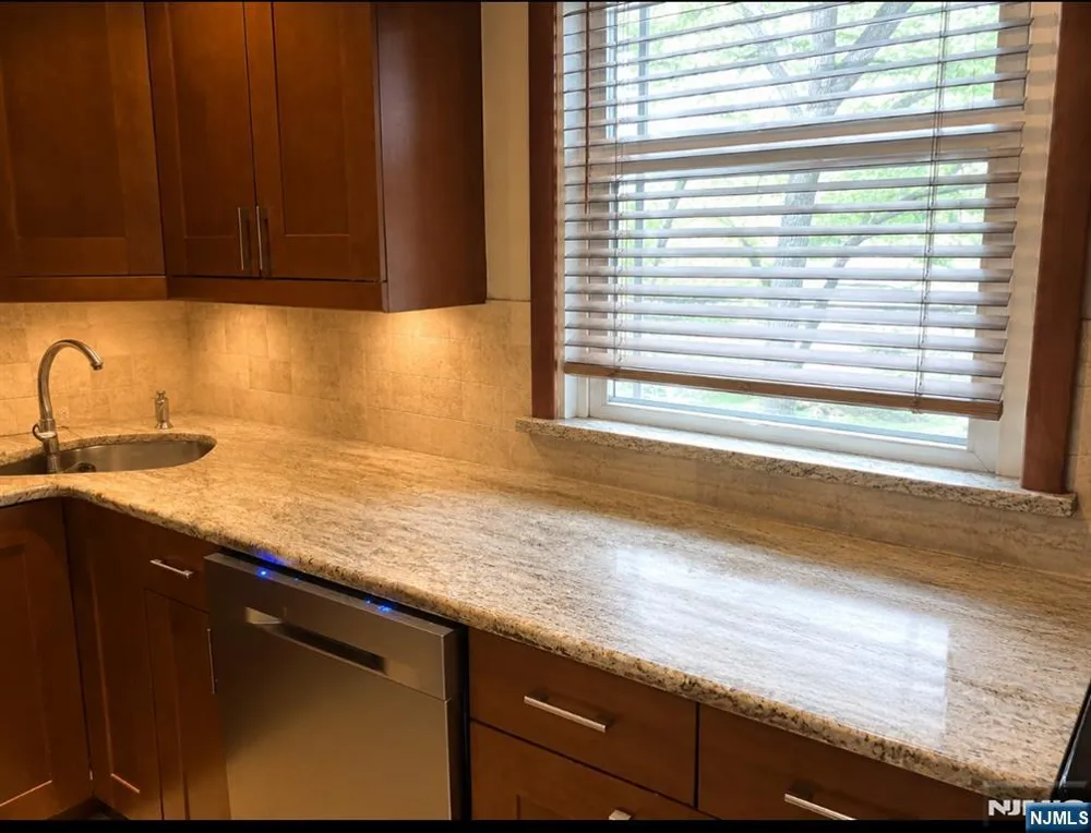 161 Engle Street Tenafly, NJ 07670