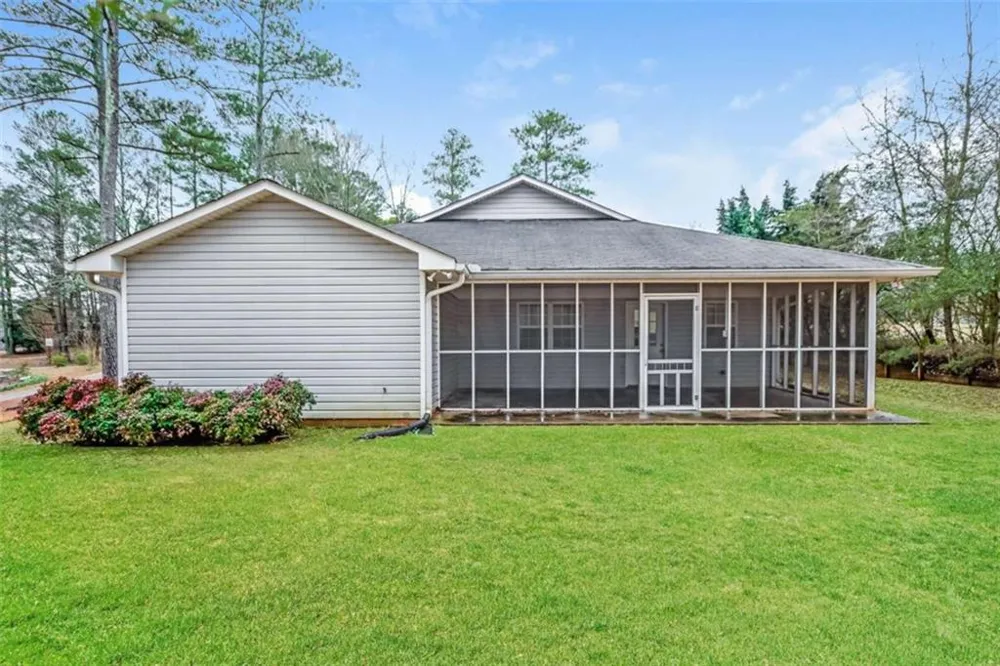 124 Springvalley Circle Stockbridge, GA 30281
