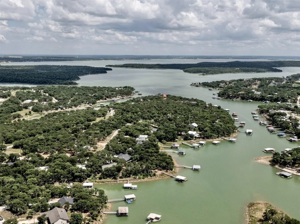 459 County Road 1742 Chico, TX 76431