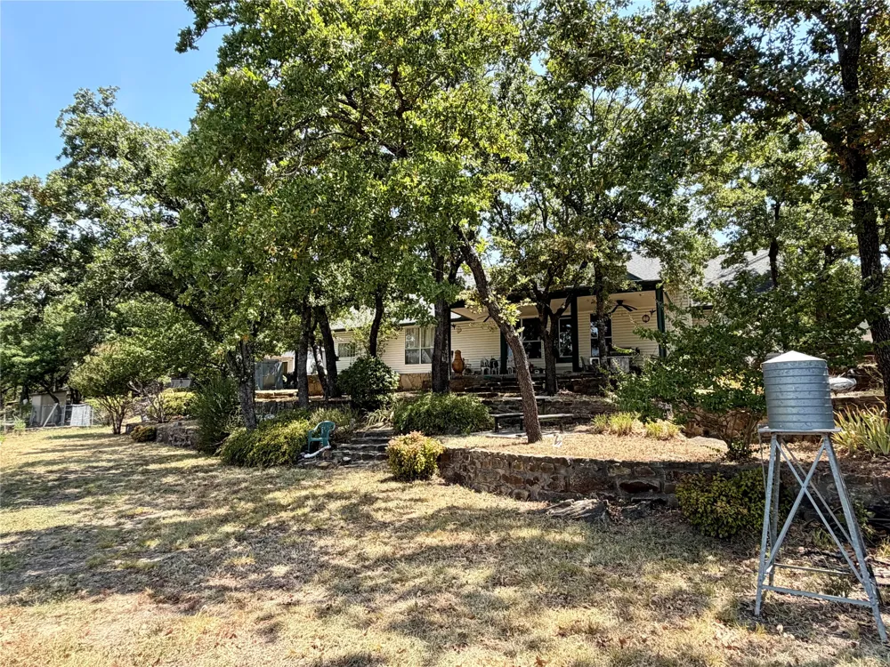 459 County Road 1742 Chico, TX 76431