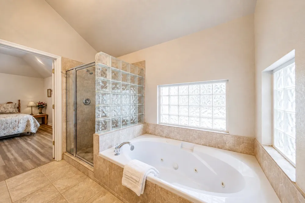 459 County Road 1742 Chico, TX 76431