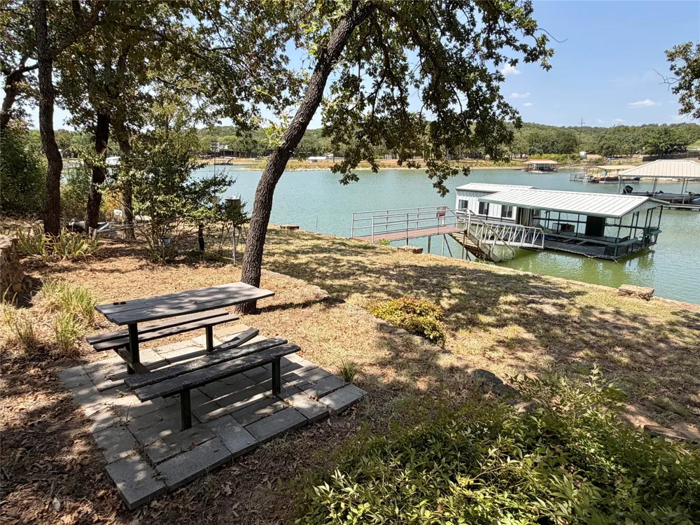 459 County Road 1742 Chico, TX 76431
