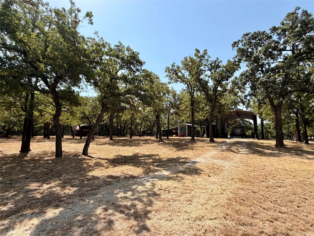 459 County Road 1742 Chico, TX 76431