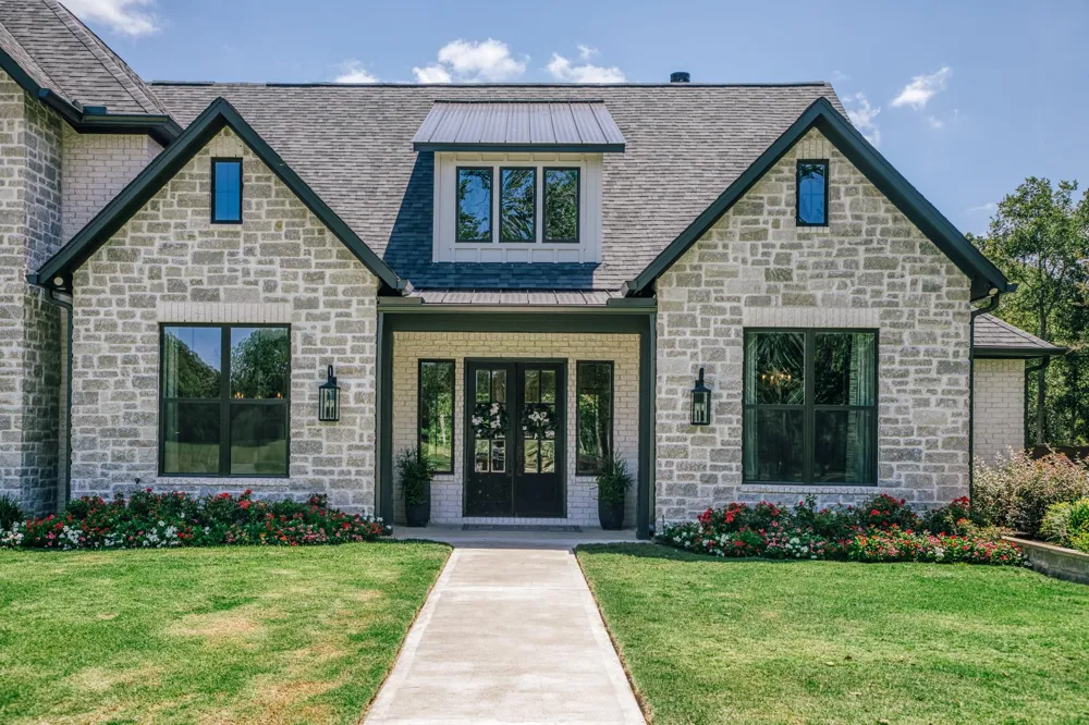 40051 Mesquite Hempstead, TX 77445