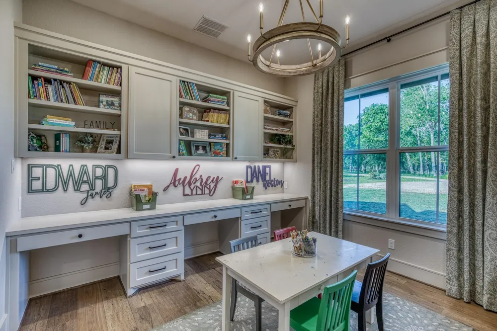 40051 Mesquite Hempstead, TX 77445