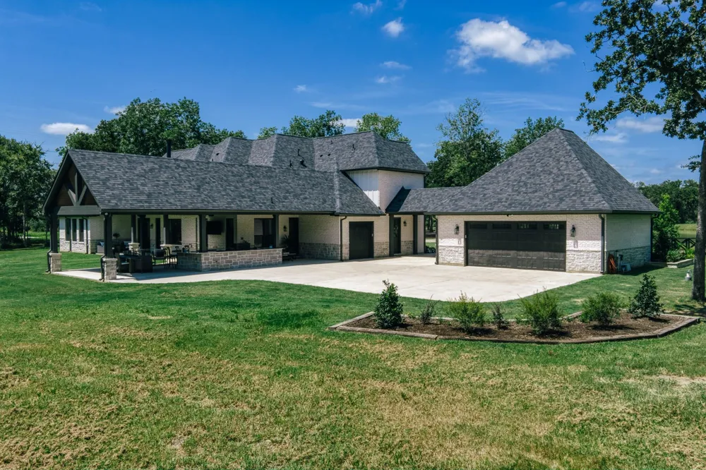 40051 Mesquite Hempstead, TX 77445