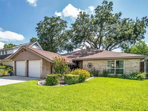 16222 Green Shade Drive