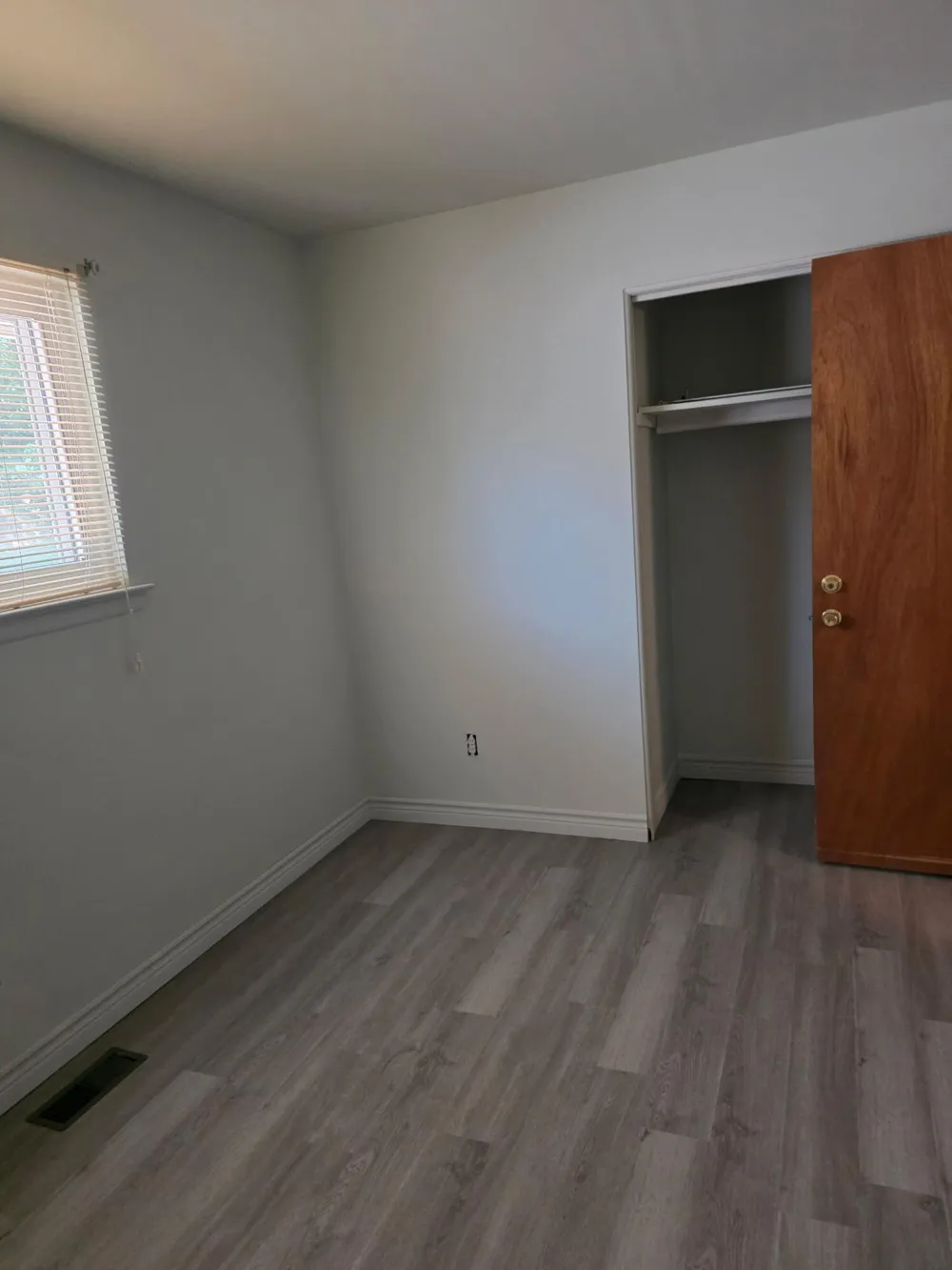 672 Linda Vista Drive Pontiac, MI 48342