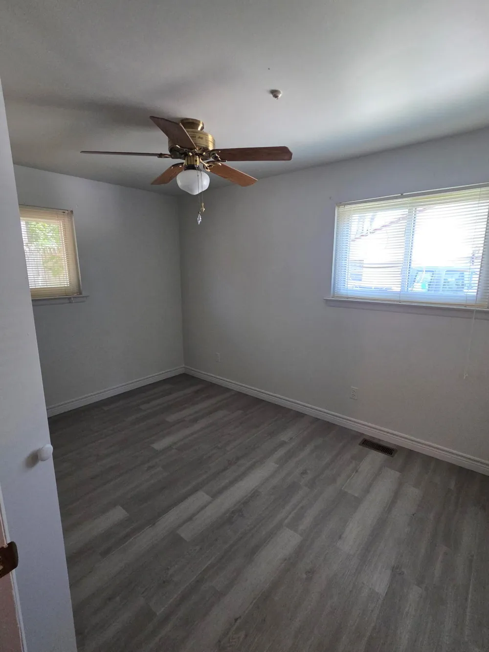 672 Linda Vista Drive Pontiac, MI 48342