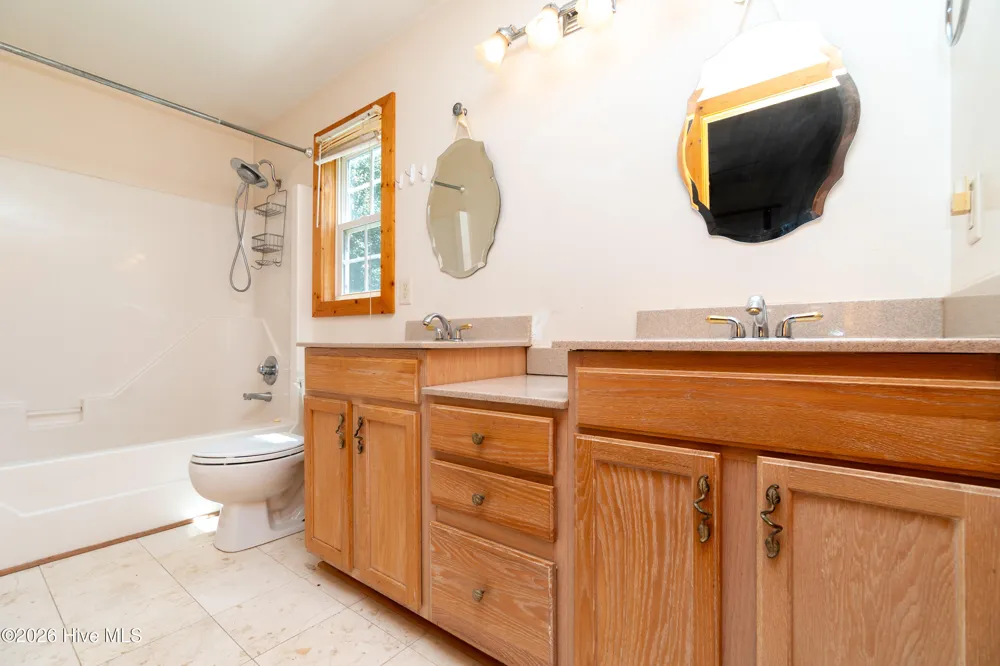 169 Raymons Creek Road Shiloh, NC 27974
