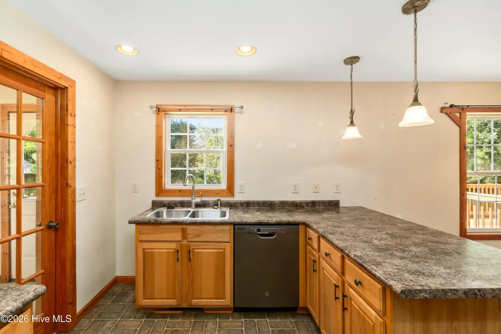 169 Raymons Creek Road Shiloh, NC 27974