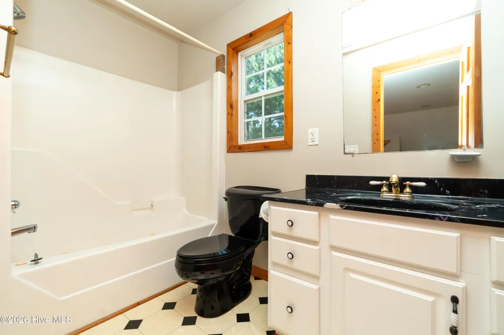 169 Raymons Creek Road Shiloh, NC 27974