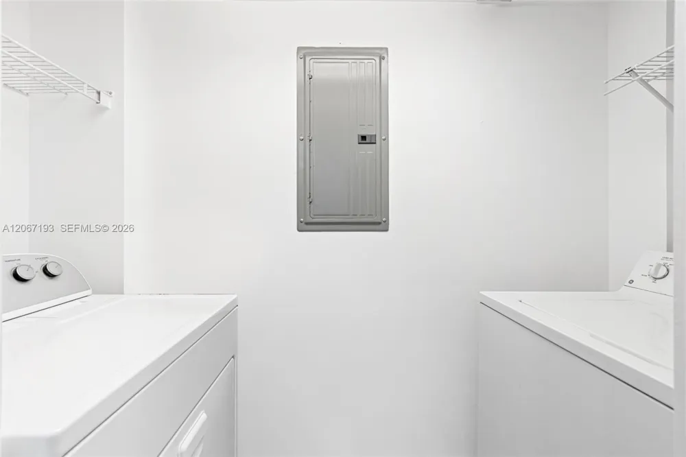 6917 Collins Ave #1009 Miami Beach, FL 33141