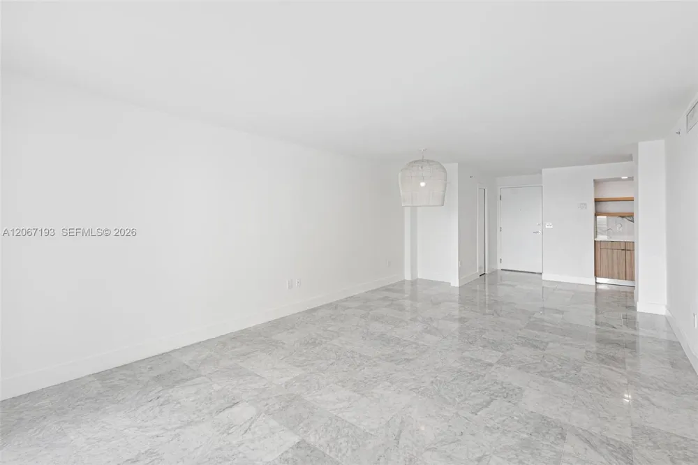 6917 Collins Ave #1009 Miami Beach, FL 33141