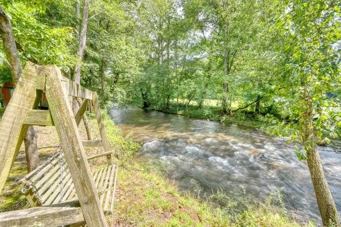 201 Ama Lane Hayesville, NC 28904