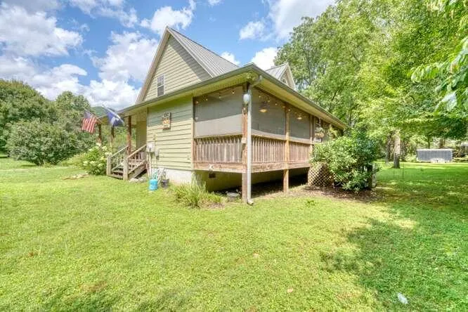 201 Ama Lane Hayesville, NC 28904