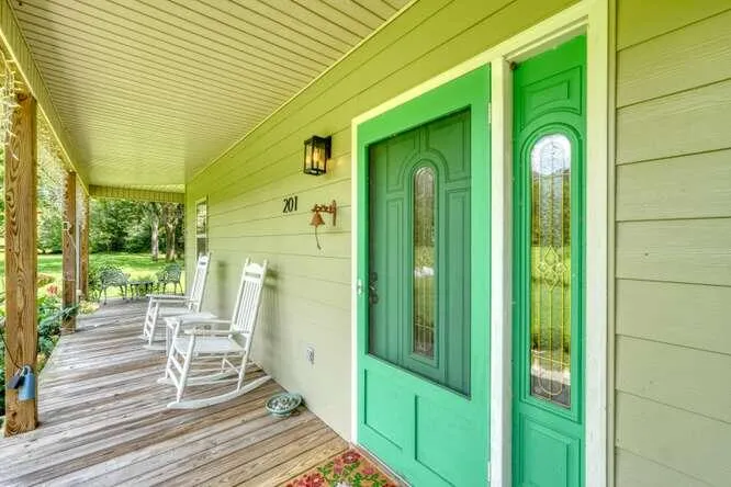 201 Ama Lane Hayesville, NC 28904