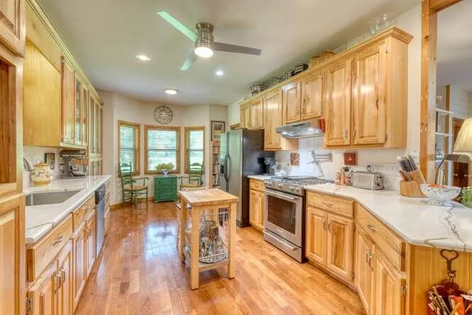 201 Ama Lane Hayesville, NC 28904