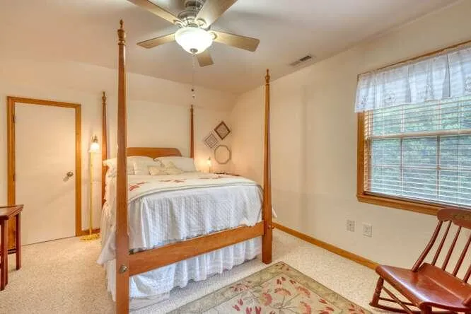 201 Ama Lane Hayesville, NC 28904