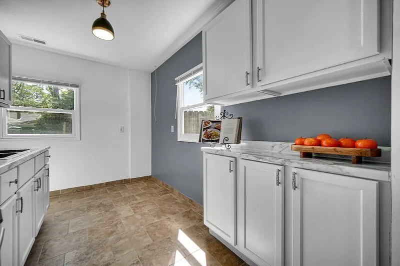 8115 Wicker Park Drive Highland, IN 46322