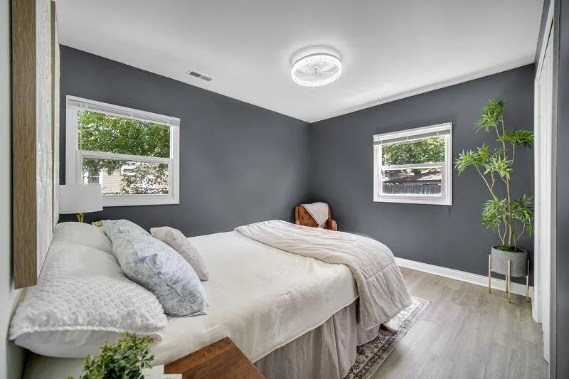 8115 Wicker Park Drive Highland, IN 46322
